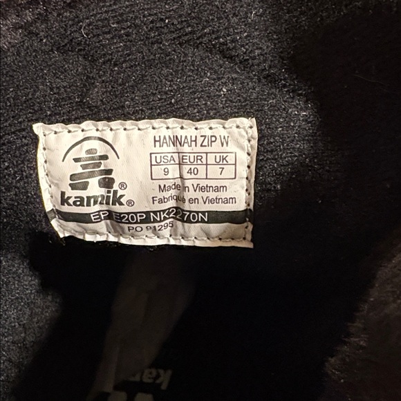 Kamik Women's Black Quilted Winter Boots Size 9W - Picture 9 of 9